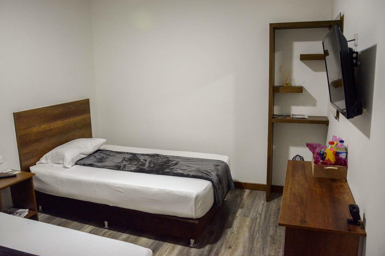Hotel Junior Plaza Apía 外观 照片